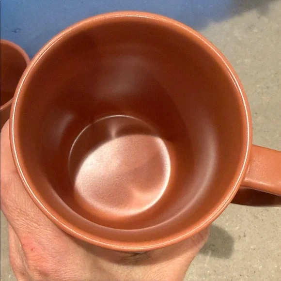 Starbucks terracotta mugs (set of 3) - Picture 10 of 11